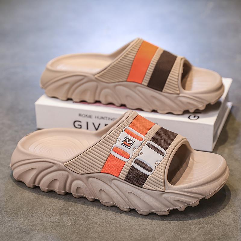 Fashion 2025 New Men's Slippers Indoor Outdoor Sandals Beach Comfortable Soft Slides Clogs Casual Shoes Men Home Slippers