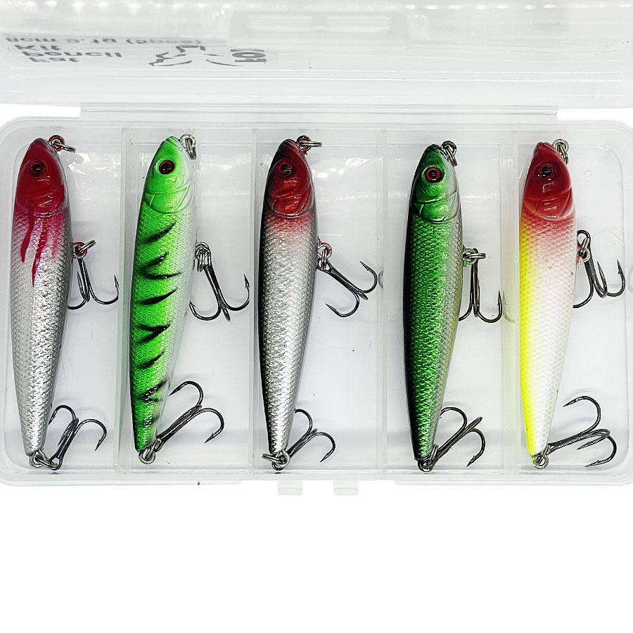 FOX Fat Pencil Kit. Sett med fiskeagn i plast i en boks (5 stk + boks)