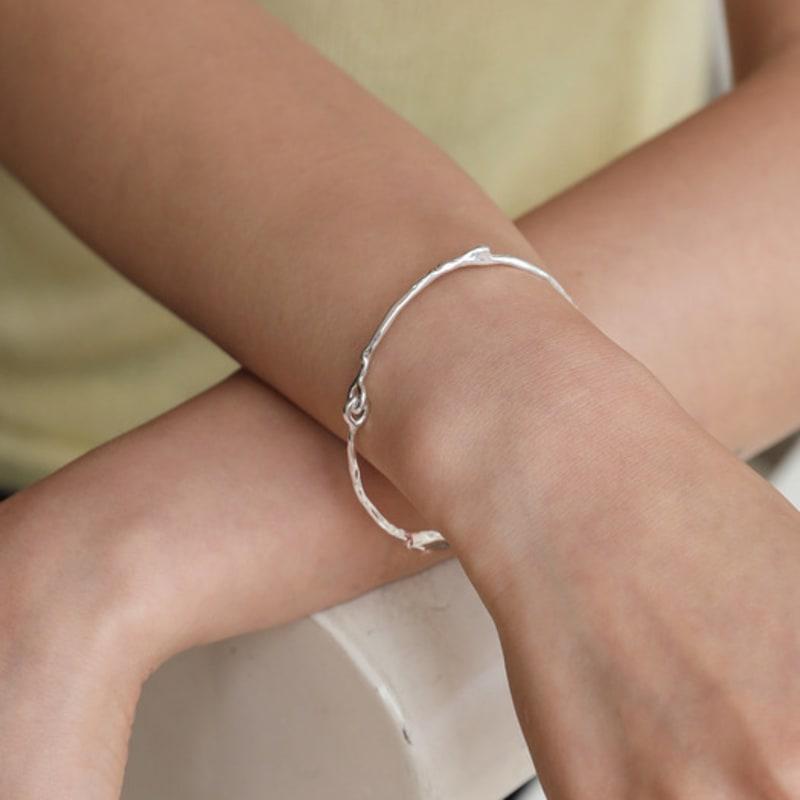 

SULTANA Vine connected bracelet free