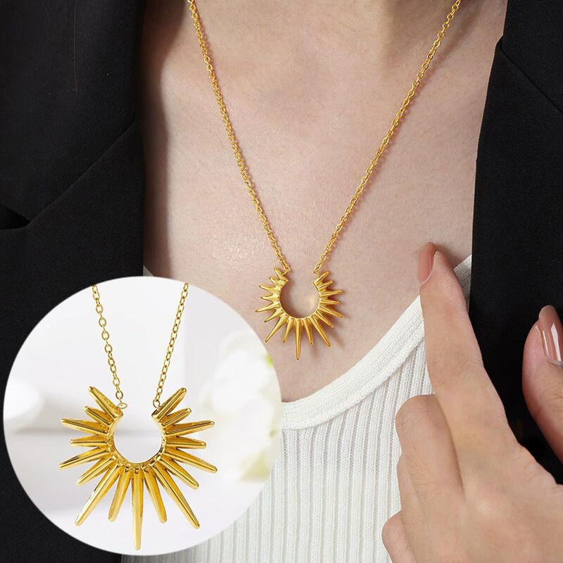 Unique Sun Pendant Necklace for Women 18K Gold Plated No Fade Women's Necklace Fashion Luxury Jewelry