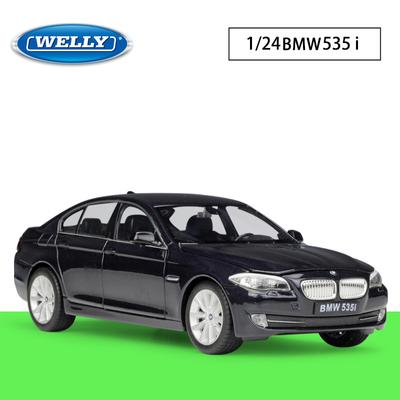 Modello di auto in lega Welly BMW 535i in scala 1/24, veicoli giocattolo in metallo pressofuso, modello di auto ad alta simulazione, collezione, regali per bambini