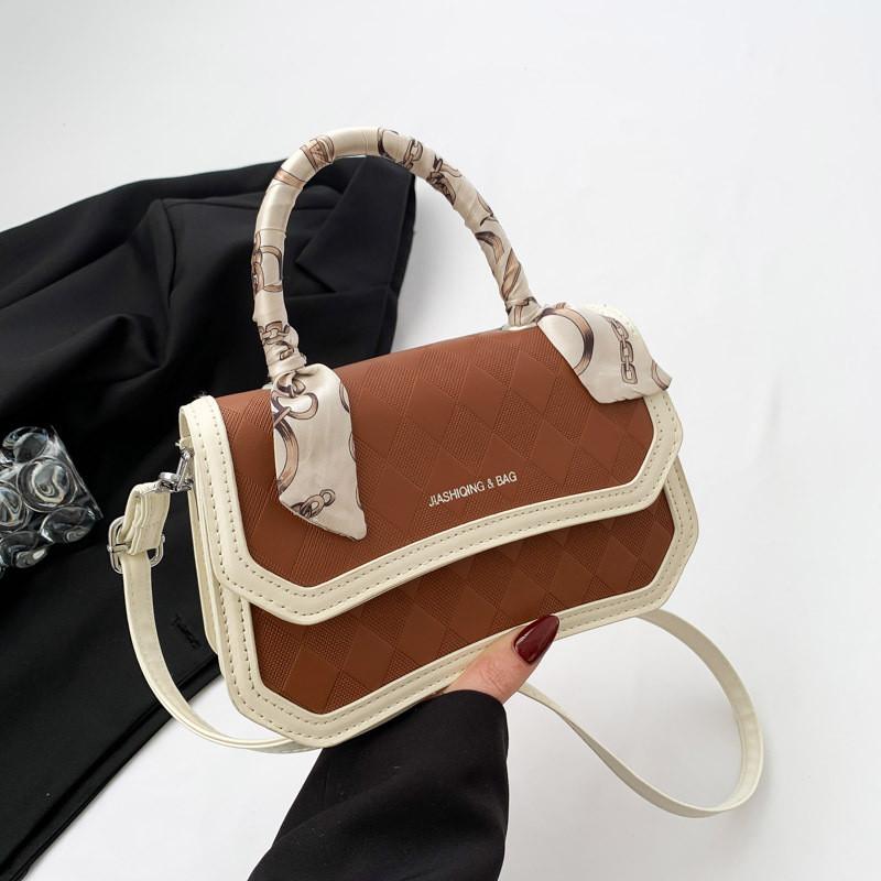 

Stylish Trendy Shoulder Bag Elegant Versatile Crossbody Bag For Women In Black Green Pink Yellow And Brown коричневий