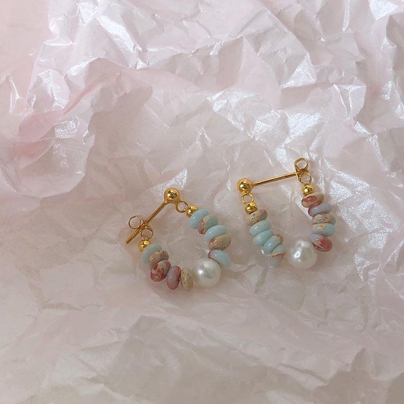 Eleganckie Kolorowe Kolczyki z Chwostami z Koralików dla Kobiet: Unikalny, Wysokiej klasy, Niszowy design luksusowy