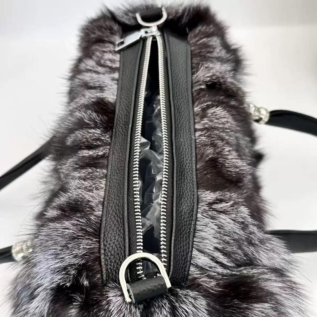Winter Fox Fur Bag Women's Bag Fashion Handbag Ladies Bags Purses Women Shoulder Bag Real Silver Fox Fur Messenger Bags