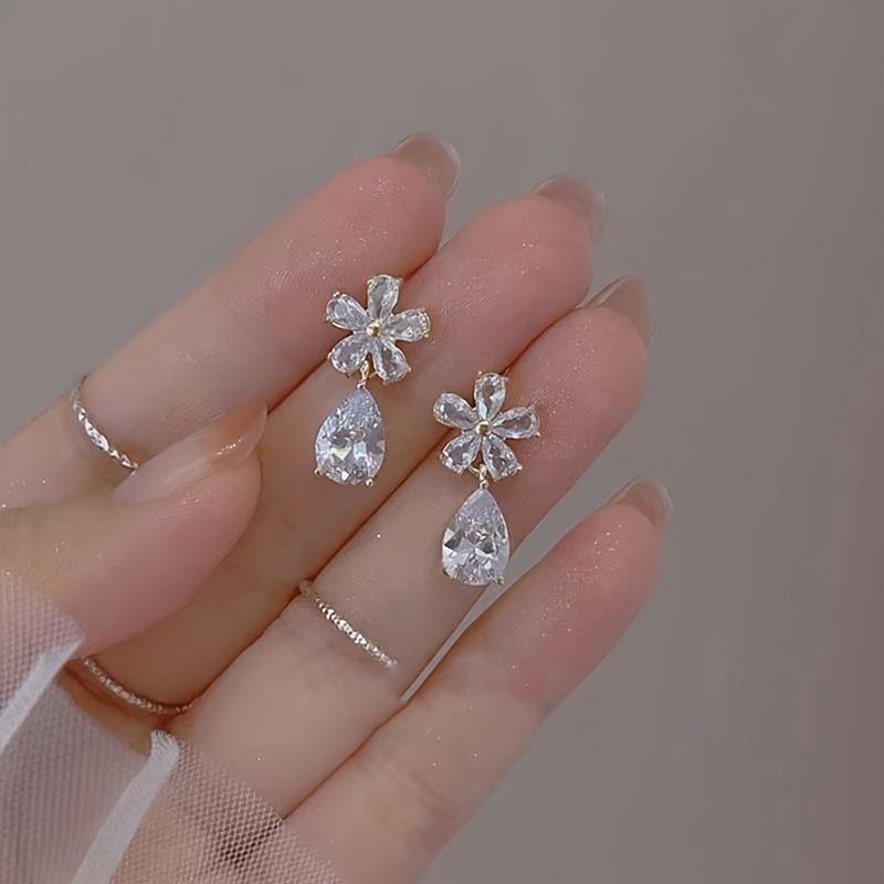 Light Luxury Zircon Stud Earrings Women's Fashion Flower Leaf Earrings Elegant Imitation Pearl Ear Stud Party Wedding Jewelry