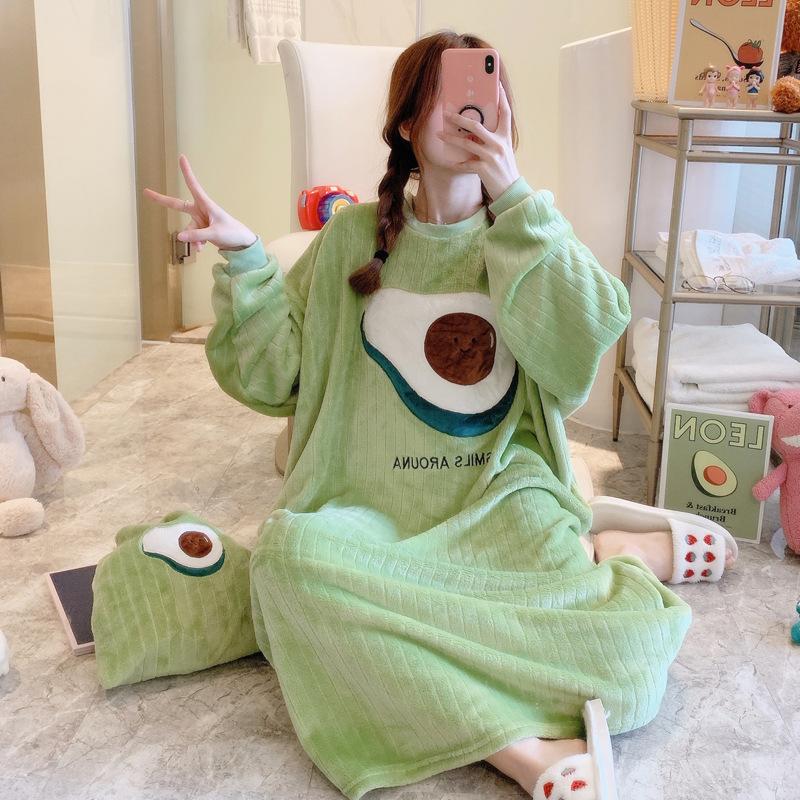 GMXIA Les Pyjamas d'Hiver en Flanelle sont Décontractés, Amples, Confortables et Mignons Pyjamas Robe Longue en Velours Corail Cartoon pour Femmes