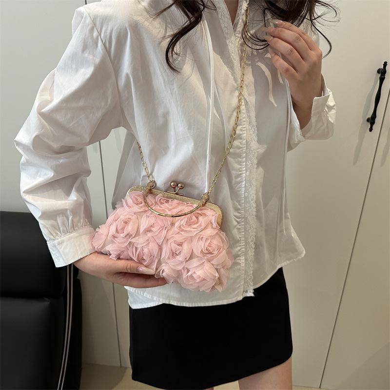Chiffon 3D Flower Banquet Bag Fashion Evening Bags Luxury Women Chain Shoulder Bag Fashion Clutch Handbag Trendy Crossbody Bag