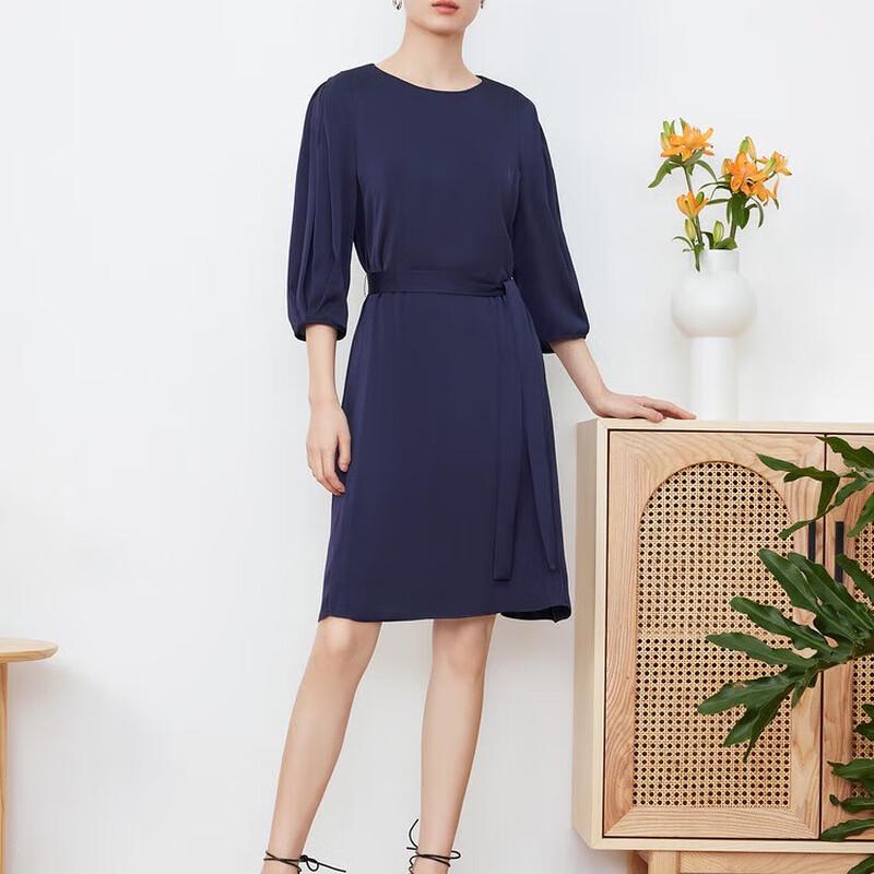 

Jiu Zi Anna Co. Tie-Waist Seven-Sleeve Summer Dress L