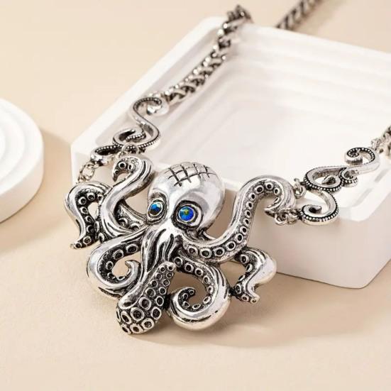 Steampunk Octopus Necklace, Victorian Goth Style Jewelry, Vintage Finish Handmade Pirate Costume Accessory, Gothic Emo Punk Necklace, Bohemian Style