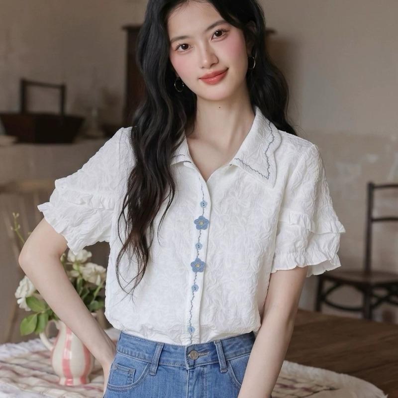 Ladies' Floral Embroidered Shirt Female Turn-Down Collar Butterfly Sleeve Blouse Summer New Korean Style Versatile Top