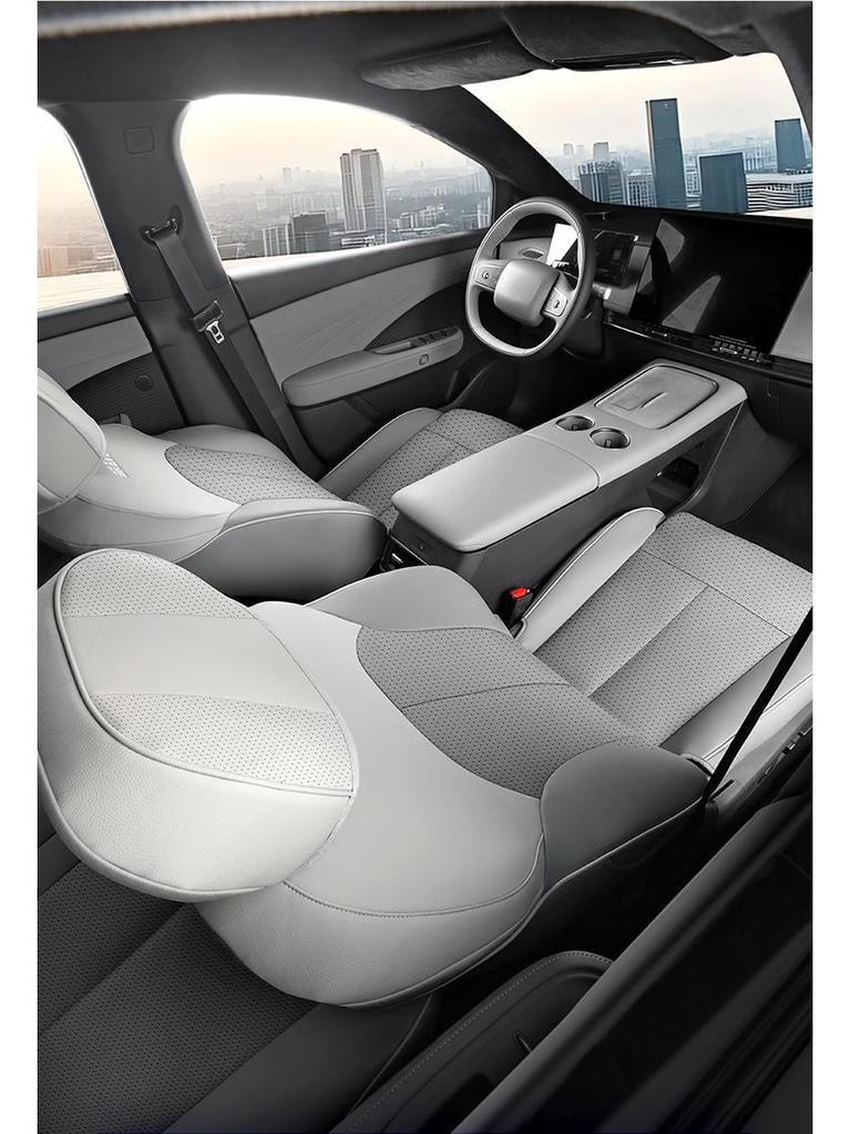 Nissan N7 Universal Full Coverage Seat Cushion & Seat Cover