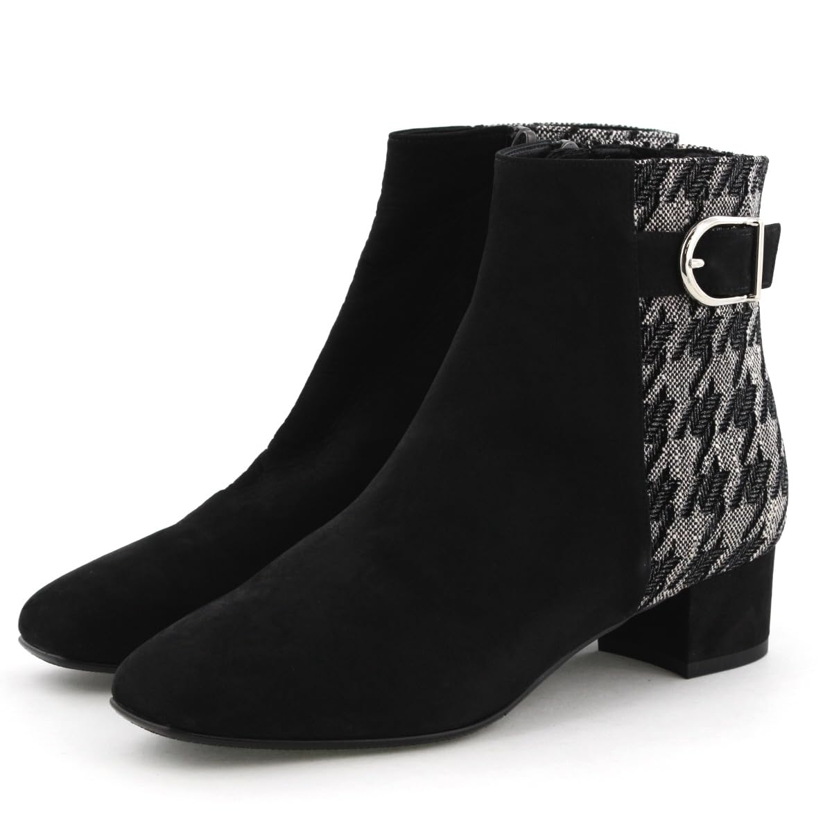 HIMIKO Himiko Side Buckle Short Boots 641407 Black C225 26850₽