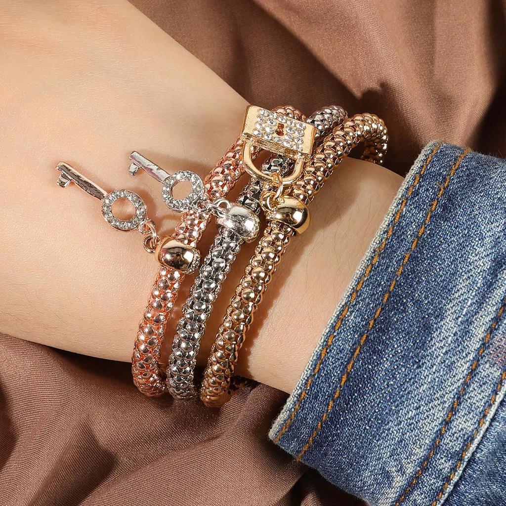 Bracelet Tendance Design Mode Femme 3 Pièces Accessoires Zircon Adapté pour Rendez-vous, Fête, Festival Cadeaux