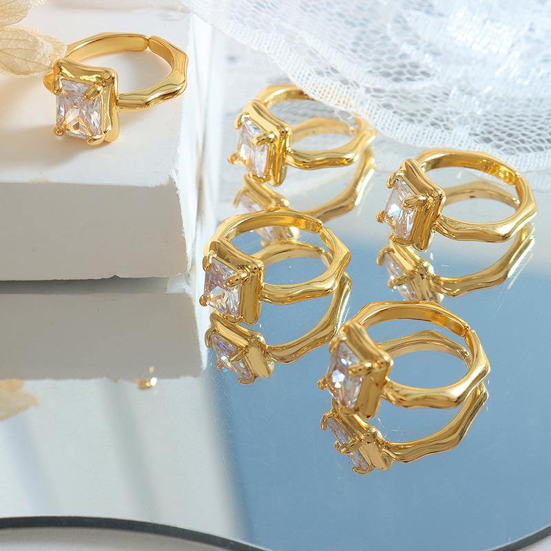 Shiny Clear Zircon Rings For Women 18K Gold Plated Waterproof No Tarnish Women's Copper Ring Fashion Girls Finger Ring Zircon