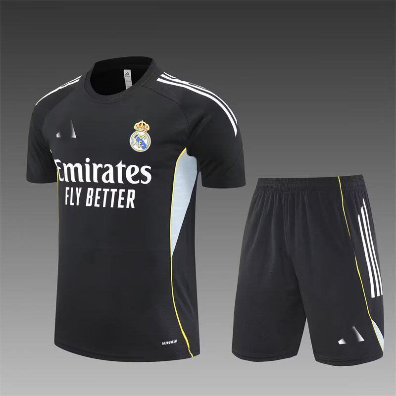 2426 Maglia Real Madrid Manica Lunga Mezza Zip Maglia da Allenamento Calcio Pre-Partita Maglia da Gara Tuta Adulto Manica Corta Bambino