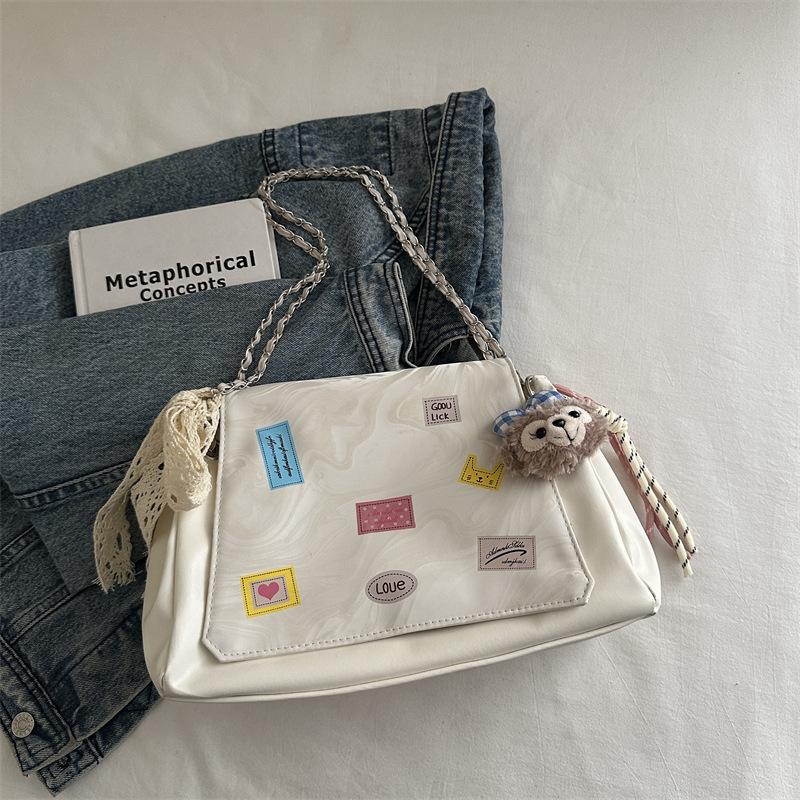 Spring color large-capacity tote bag women's new fashion retro shoulder commuter bag chain bucket bag