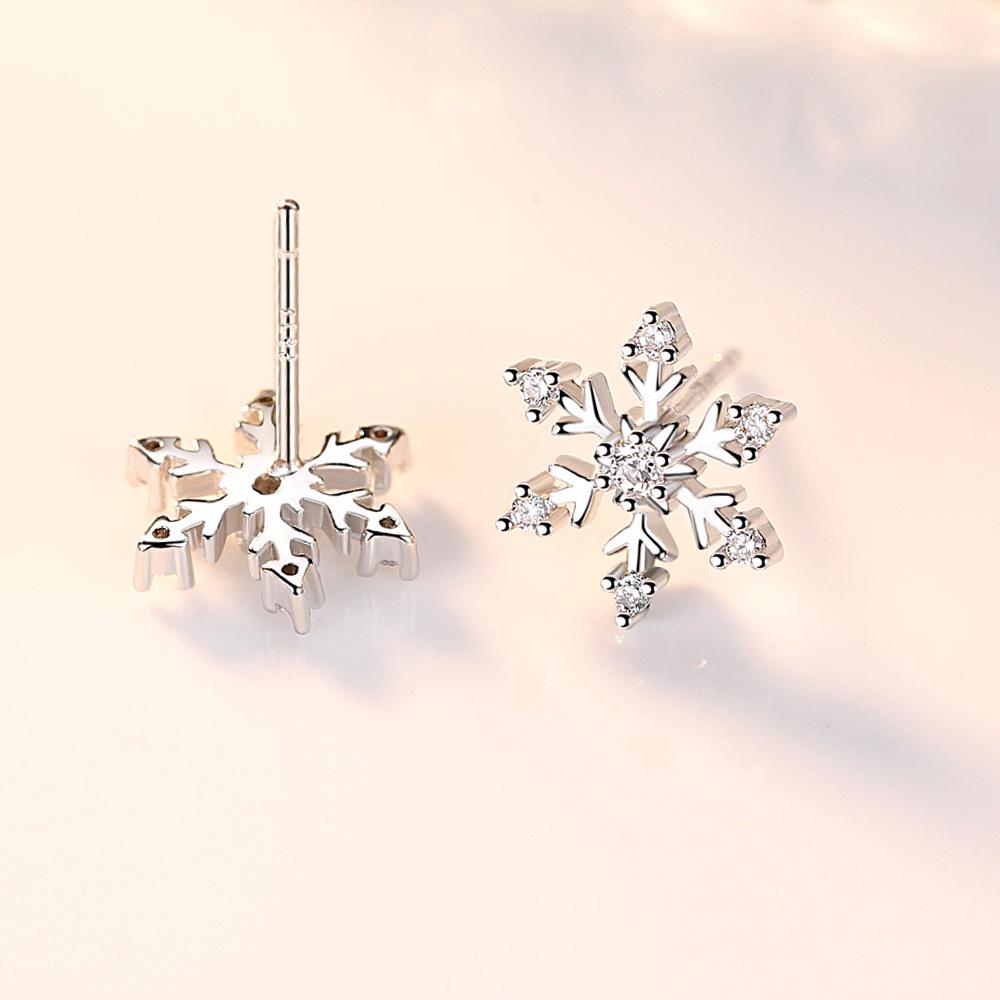 S925 Sterling Silver Snowflake Flower Stud Earrings with Inlaid Diamonds, Sweet and Romantic Christmas Accessory for Women