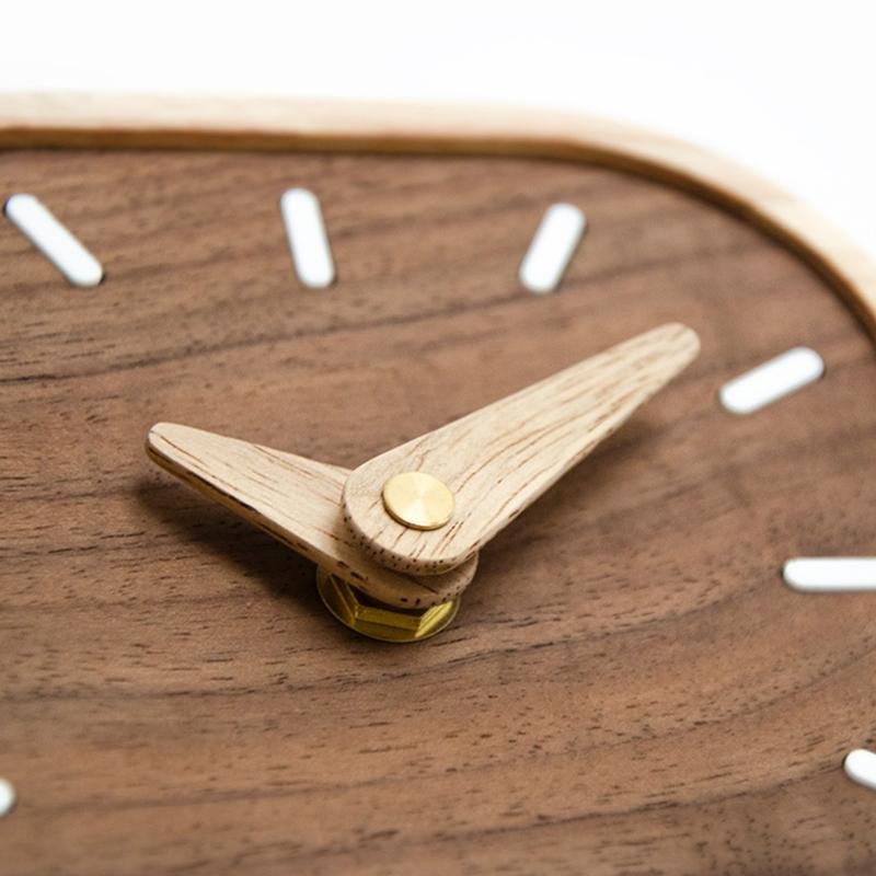 Solid Wood Table Clock Walnuts Finish Bedsides Clock for Living Room Bedroom Study Room