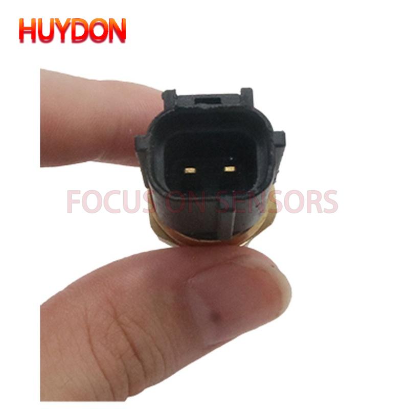 9L8Z6G004C Engine Cylinder Head Temperature Sensor For Ford F-350 Ford Mercury Mountaineer Lincoln Ford Edge Expedition Taurus