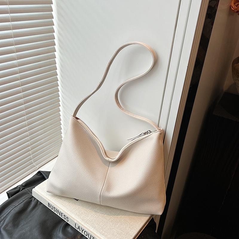 Bags Women's New Trendy Fashion Versatile Shoulder Bag Large Capacity Commuter Crossbody Tote Bag