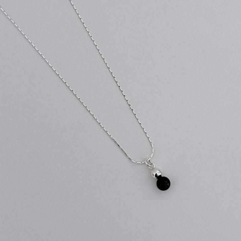 MINI ONYX drop NECKLACE-006 moments
