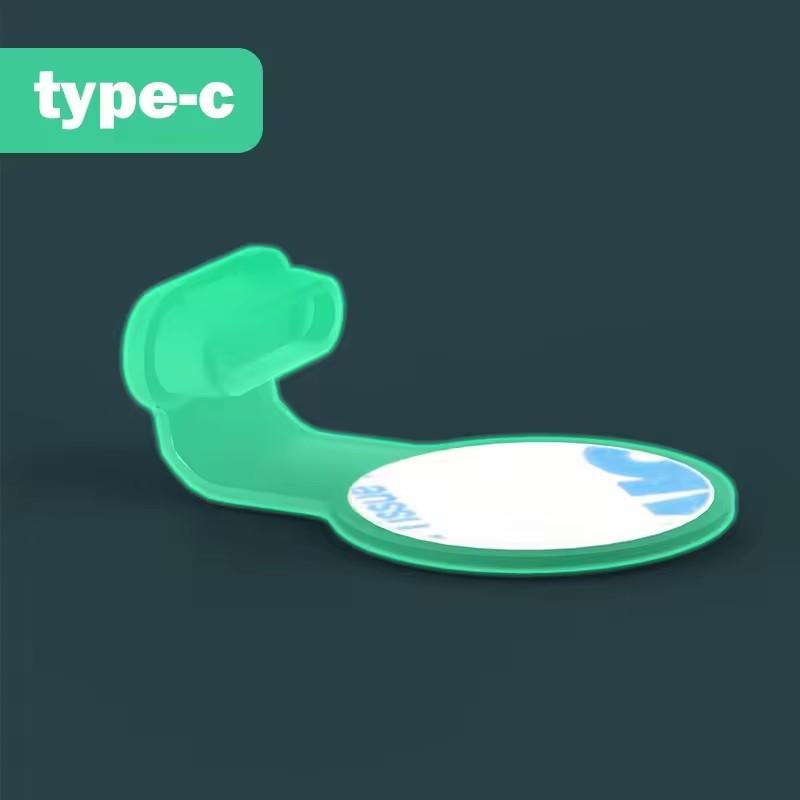 Luminous Dust Plug Anti Lost Charging Port Dustplug for iPhone iPad Samsung Ios Type C USB C Silicone Dustplug Cover for Apple