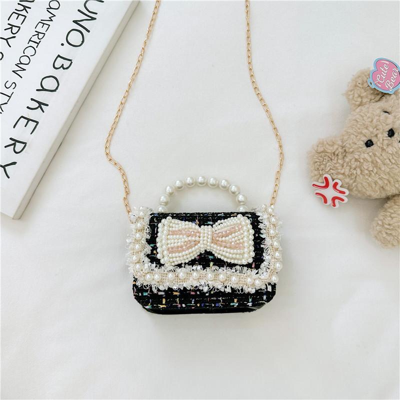 Trendy Red Mini Chain Crossbody Bag For Kids With Charming Bow Design And Lightweight Canvas Material