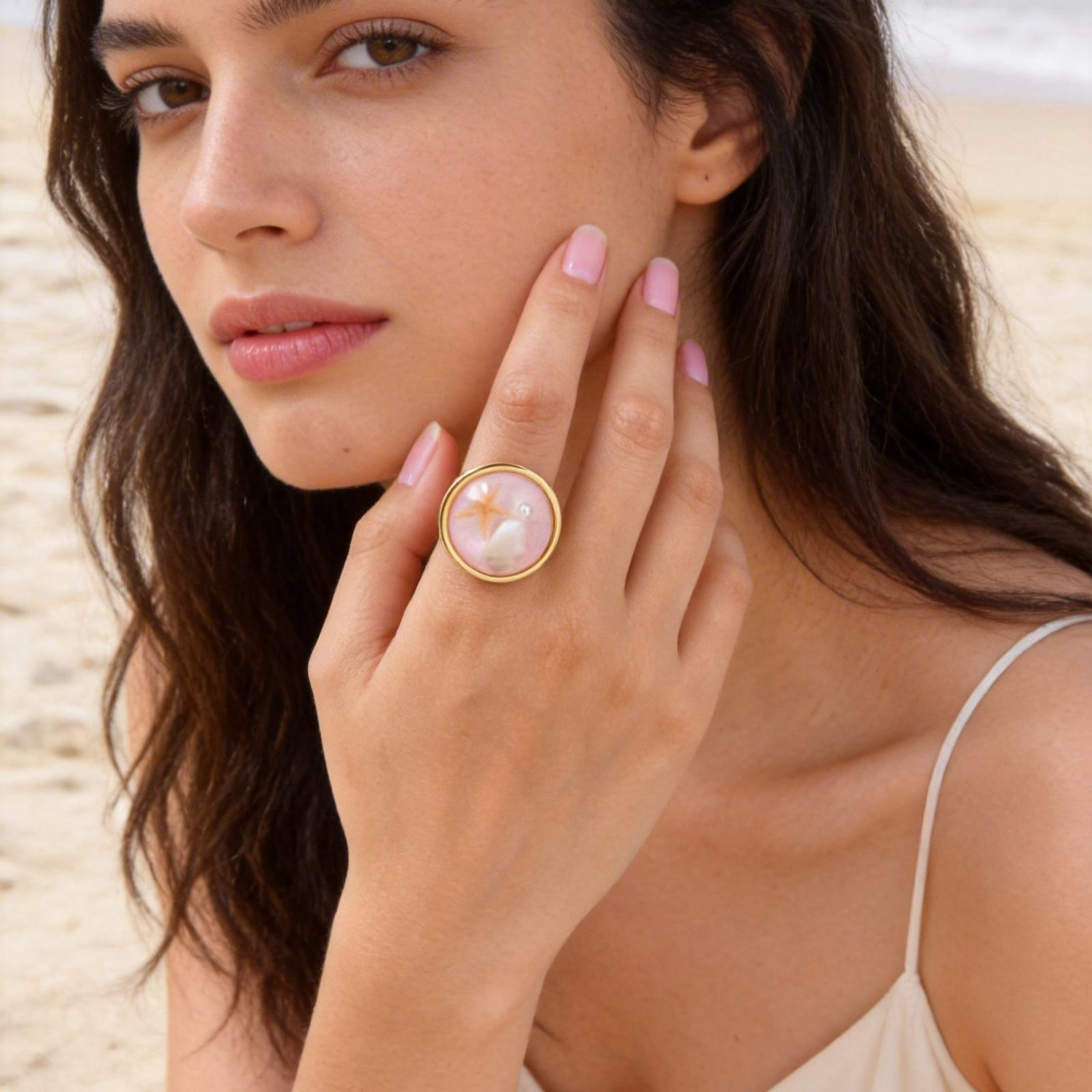 

Pink Resin Conch Earrings for Women Stainless Steel French Conch Earrings Summer Holiday Dangle Jewelry Unique Gift