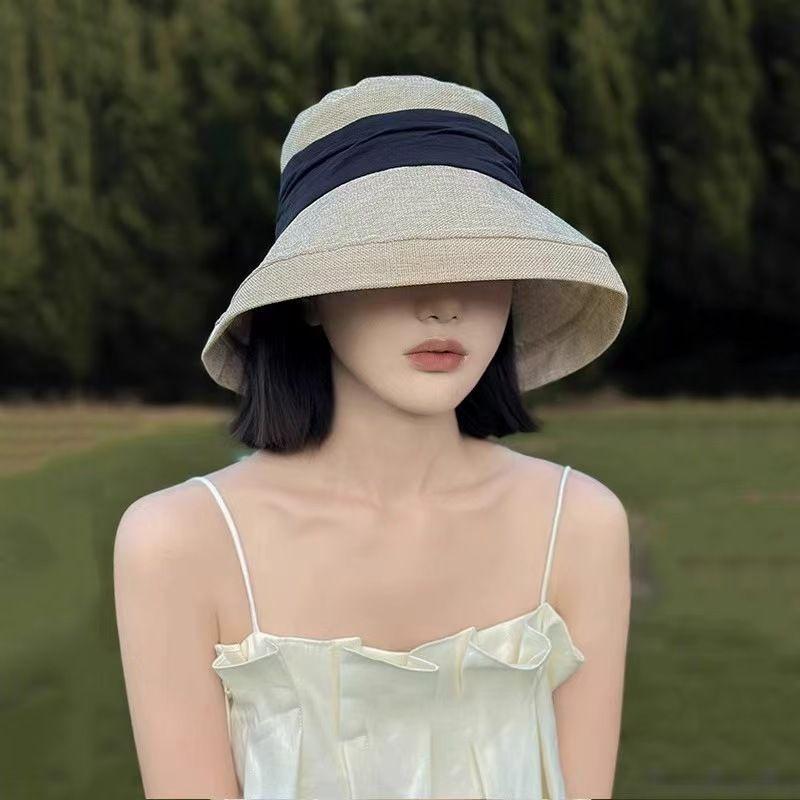 

Summer Sun-Proof Bucket Hat Women s Japanese Style Big Brim Outdoor Lightweight Breathable Face-Covering and Sun-Shading Face-Showing Small Bucket Cap Beige [curling big eaves]]