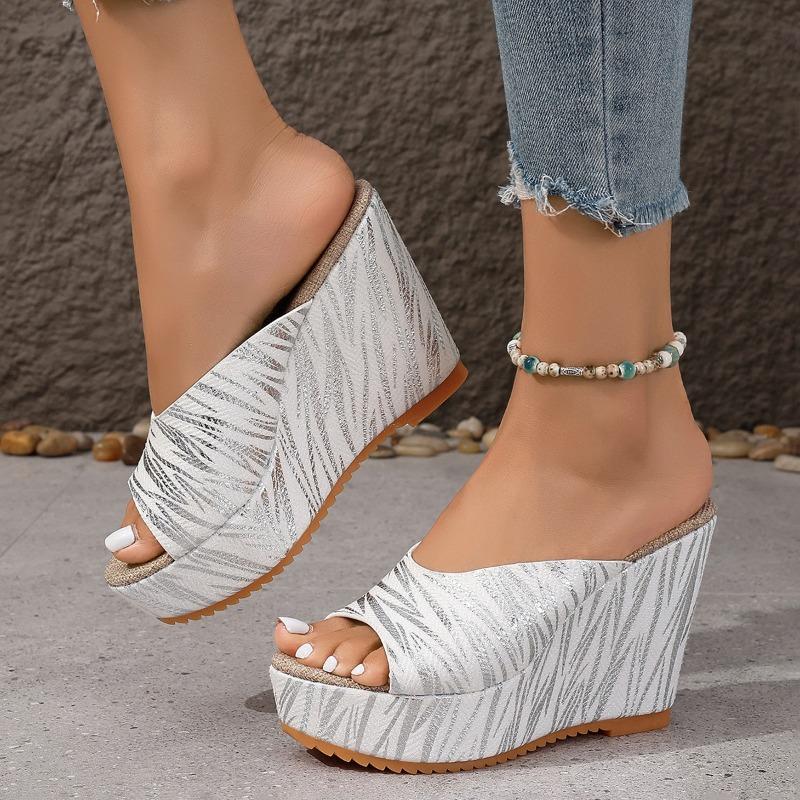 Summer new fish mouth muffin thick-soled cool slippers women's large size water table wedge heel high-heeled sandals