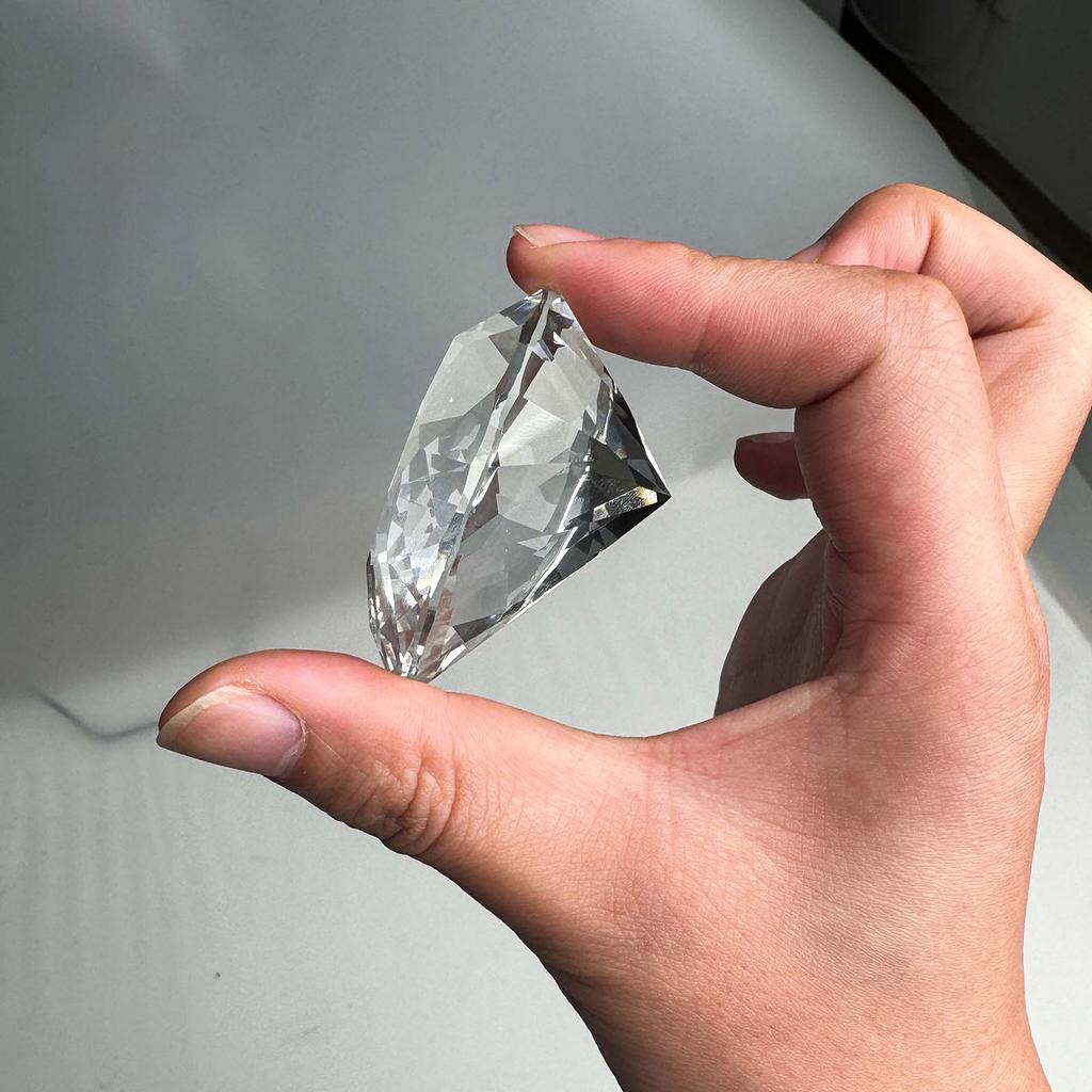 Delta Force Game Crystal Prop K9 Glass Diamond Collectible Pear-Shaped Gem Souvenir with Display Box Cosplay Desk Decor Gift