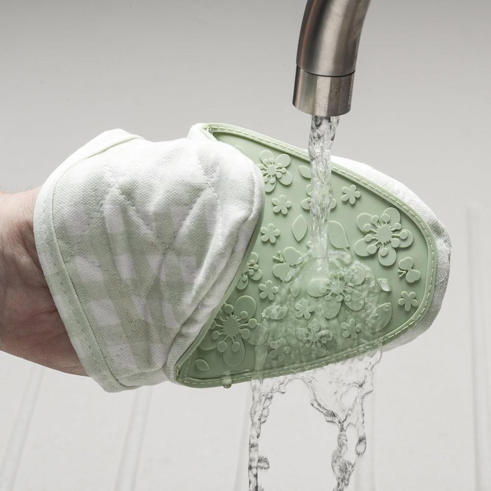 Fish Shaped Silicone Anti Scald Oven Gloves Baking Heat Insulation High Temperature Resistant Microwave Oven Gloves Kitchen Tool