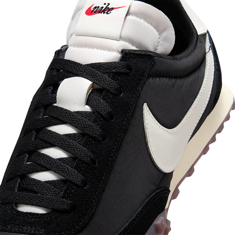 Nike Men's Waffle Racer Casual Shoes