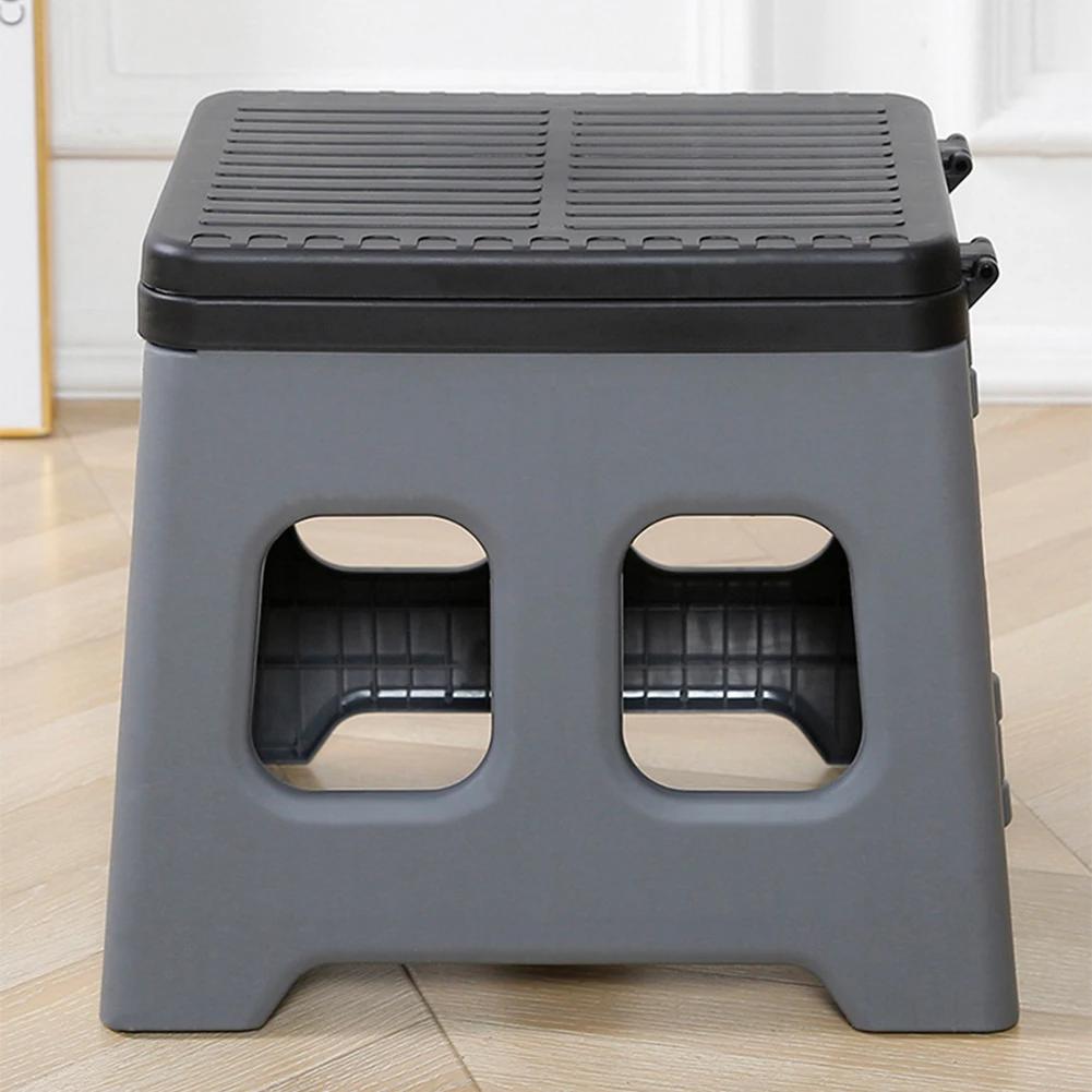 Portable Folding Toilet with Lid Foldable Outdoor Camp Toilet Multifunctional Folding Truck Toilet for Outdoor Emergencies