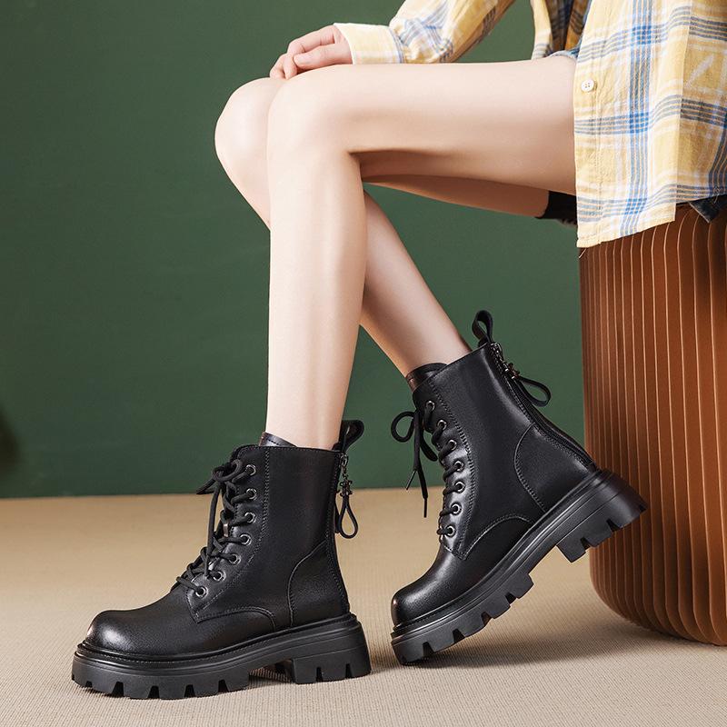 Autumn and winter new Martin boots solid color thick-soled British style small man heightening boots show small feet fashionable versatile short boots