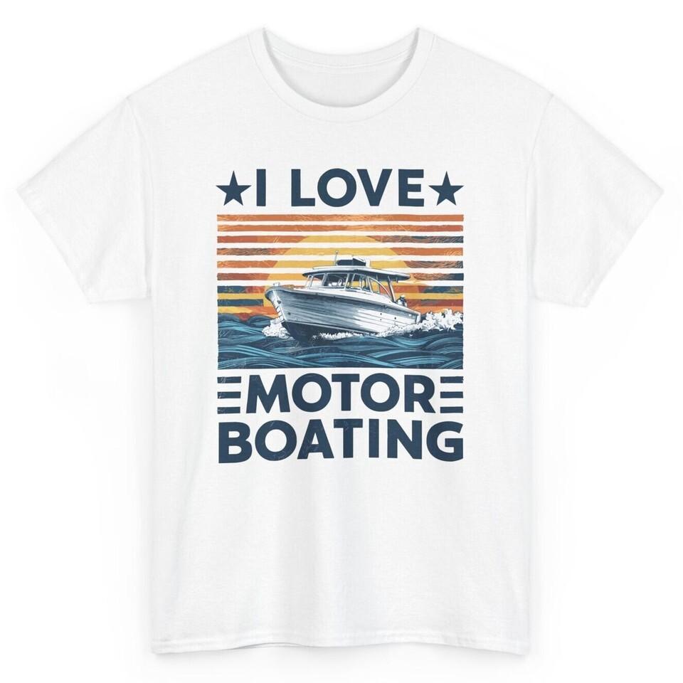 I Love Motor Boating Funny Boat T-shirtRetro Captain Graphic Tee Unisex T-Shirt
