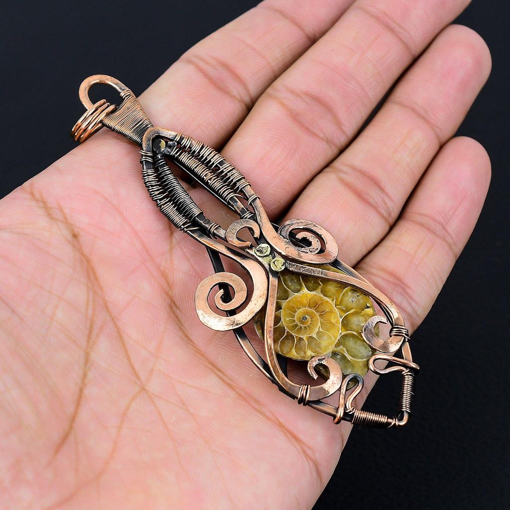 Pietre prețioase fosile de amonit, sârmă de cupru pur, bijuterii cu pandantiv lucrate manual pentru ea