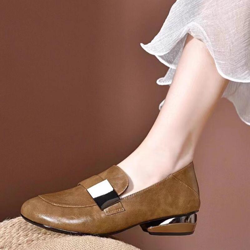 2025 Spring Low-Heel Pointed Toe Women's Casual Fashionable Lightweight Bean Shoes