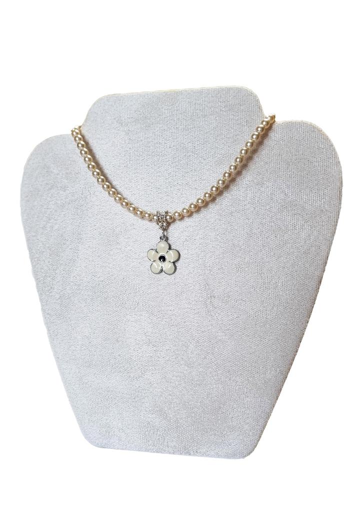 Pearl Choker Necklace with Flower Pendant – Handmade Jewelry