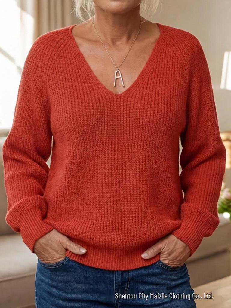 2025 Plus Size V-neck Knit Pullover: European/American Style, Autumn/Winter Women's Casual Sweater