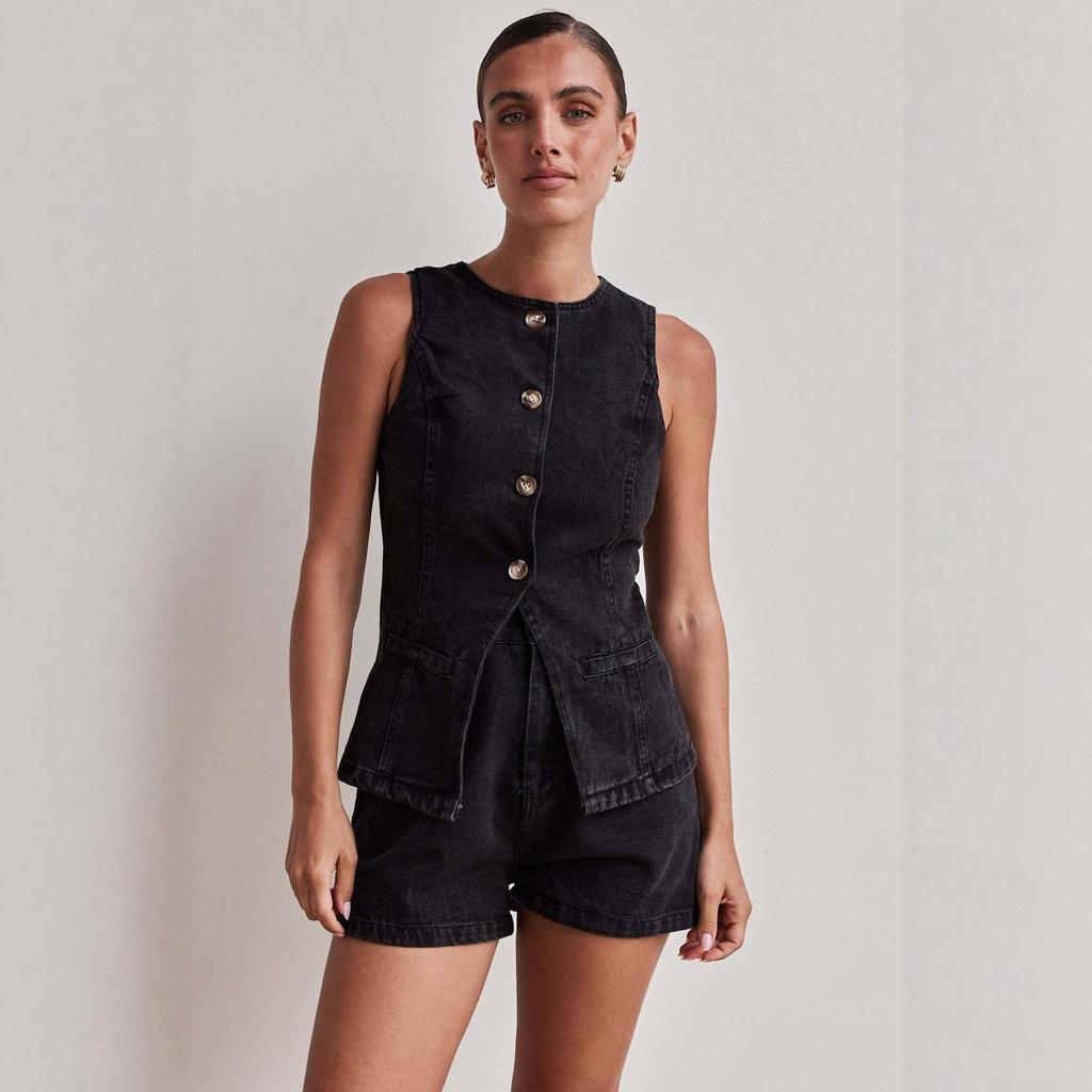 Sleeveless Denim Two-Piece Set for Women: Button Design High-Waisted Shorts, Trendy & Casual European-American Style 2026.
