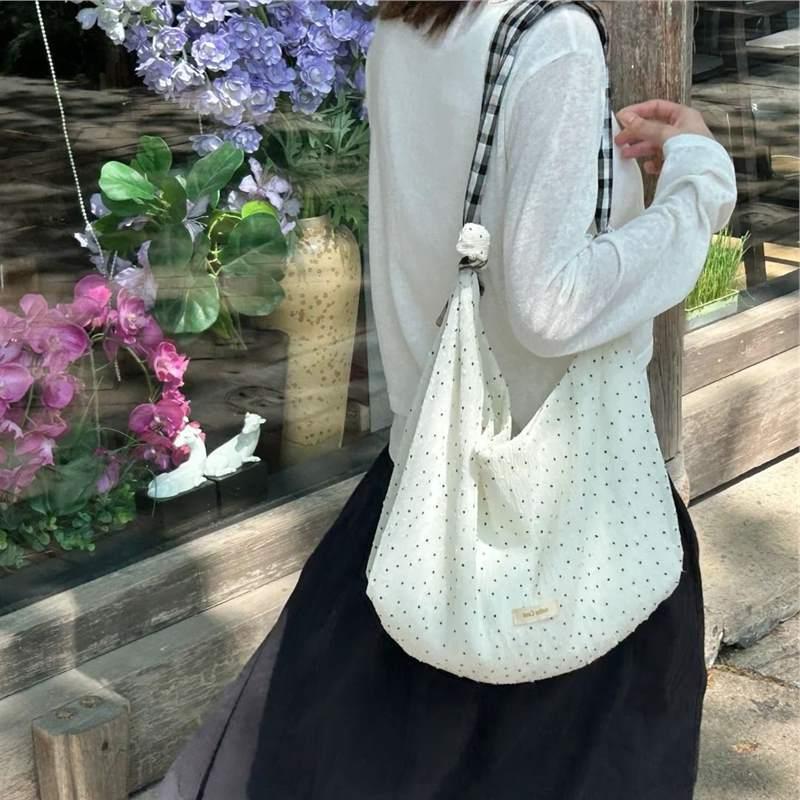 

Женская сумка оригинальная 2024 нишевая сумка тоут свежая и универсальная большая вместительная сумка через плечо сумка-мессенджер