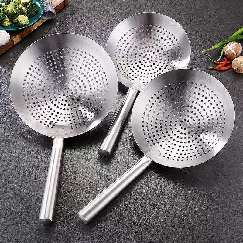 Cooking Made Easy with Stainless Steel Skimmer Spoon Mesh Design for Noodle Dumpling Straining Long Handle