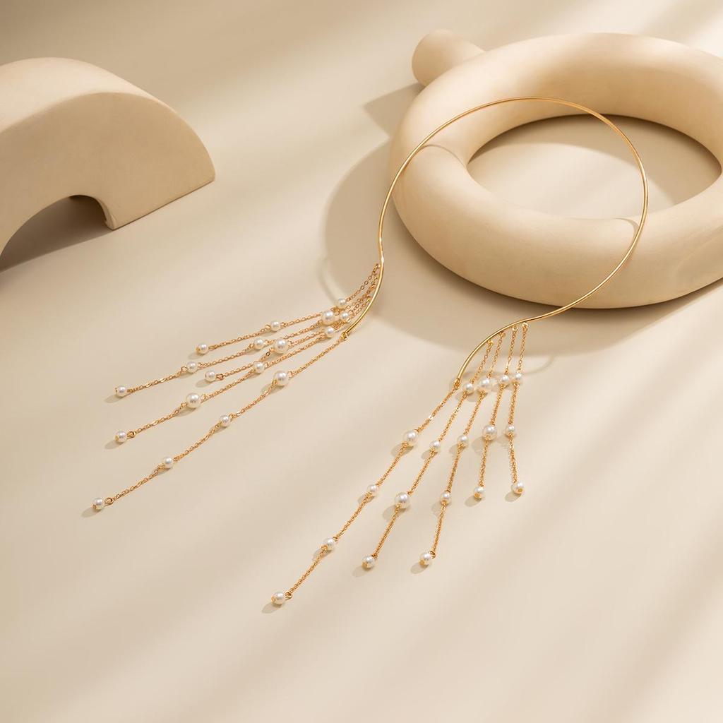 European & American Acrylic Tassel Choker with Faux Pearl Pendant