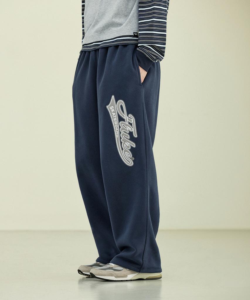 FLUKE Cursive Embroidered Logo Sweatpants Navy Ftp211