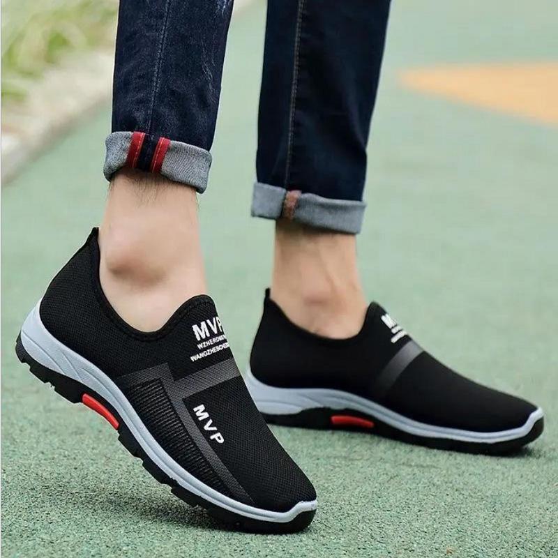 Sommermesh herresko Lette joggesko menn Mote Uformelle gåsko Pustende Slip on Herre Loafers Zapatillas Hombre