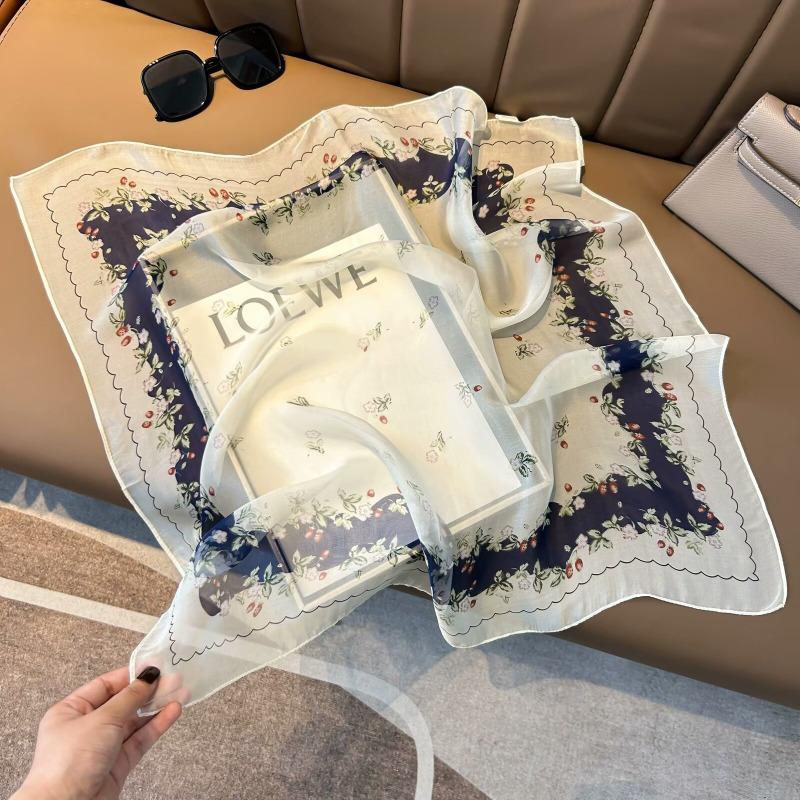 Spring and Summer New Thin Silk Chiffon Silk Scarf Women's Simple Atmospheric Polka Dot 100 Mulberry Silk Silk Scarf Breathable Scarf