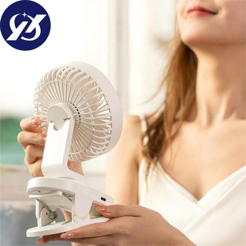 Mini ventilator cu clips, ventilator de birou puternic reîncărcabil prin USB, afișaj digital cu 3 viteze reglabile
