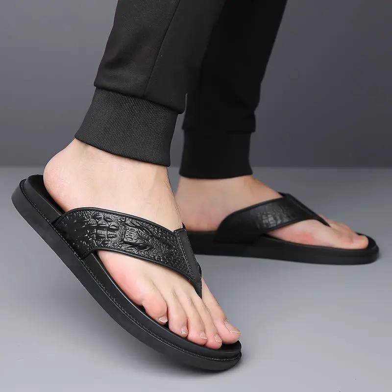 Fashion Flip Flops Shiatsu Slides Outdoor Men's Shoe Beach Male Slipper Platform Comfortable Y2k Elegant Low Price Clappers 2025 Adult