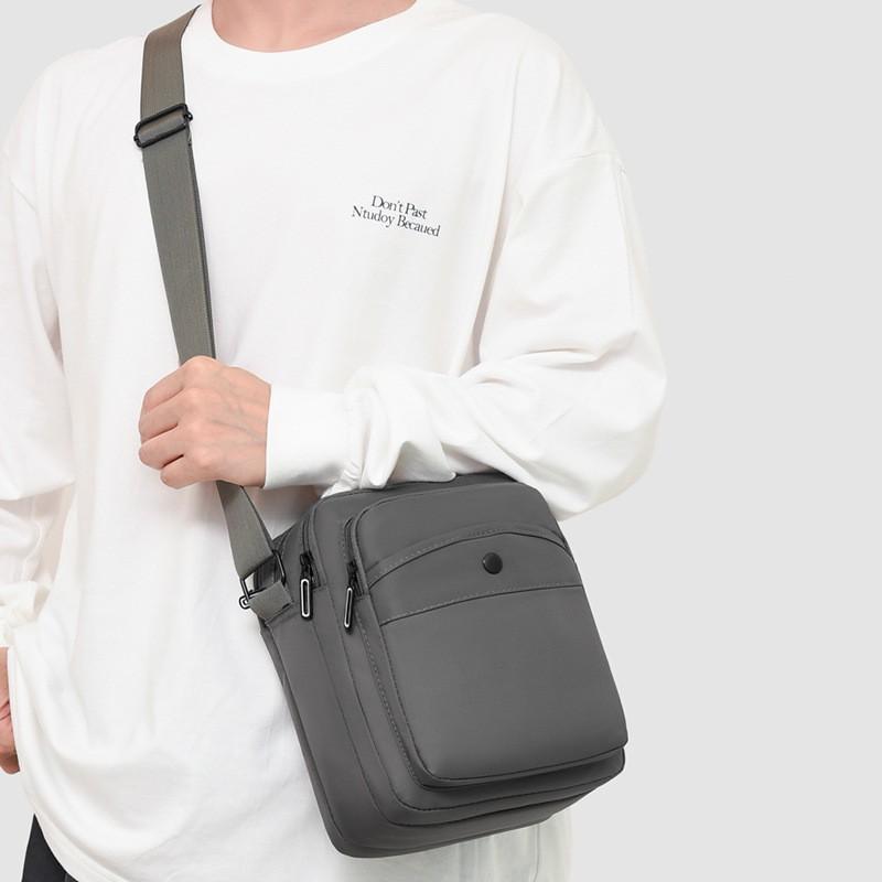 New Men's Diagonal Cross Bag Single Back Fashionable Simple Lightweight